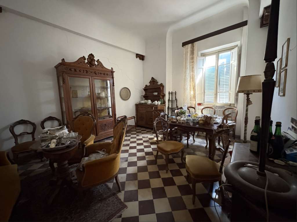 appartamento in vendita a Lucca in zona Santa Maria del Giudice