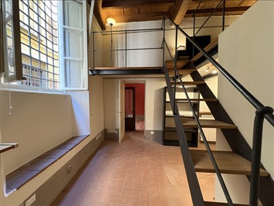appartamento in vendita a Lucca in zona Centro Città