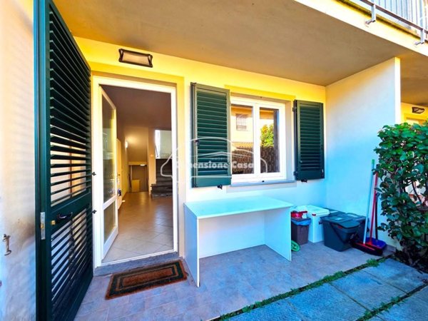 casa indipendente in vendita a Lucca in zona Monte San Quirico