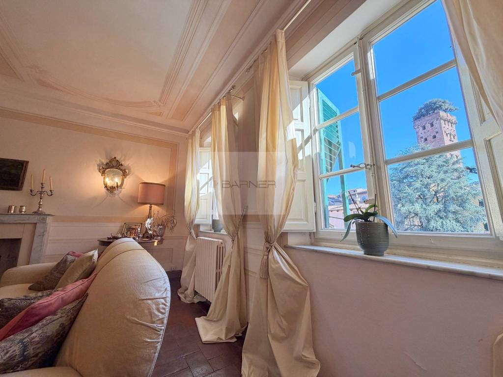 appartamento in vendita a Lucca in zona Centro Città