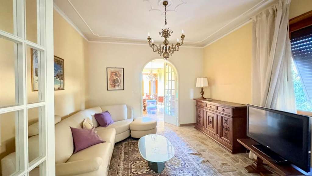 casa indipendente in vendita a Lucca in zona Sant'Anna