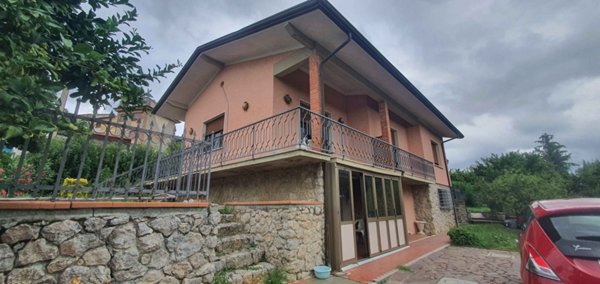 casa indipendente in vendita a Massarosa in zona Bargecchia