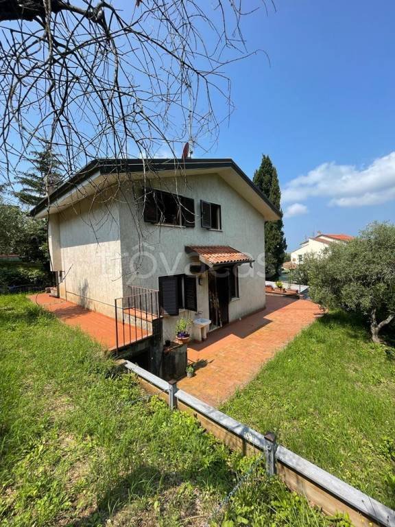 casa indipendente in vendita a Massarosa in zona Gualdo