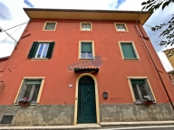 casa indipendente in vendita a Massarosa in zona Bozzano
