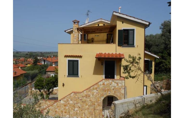 casa indipendente in vendita a Massarosa in zona Quiesa