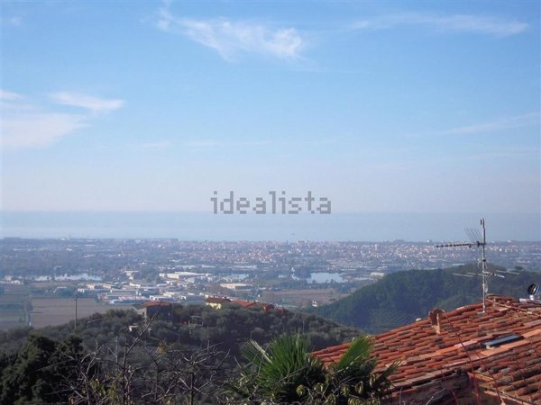 casa indipendente in vendita a Massarosa in zona Pieve a Elici