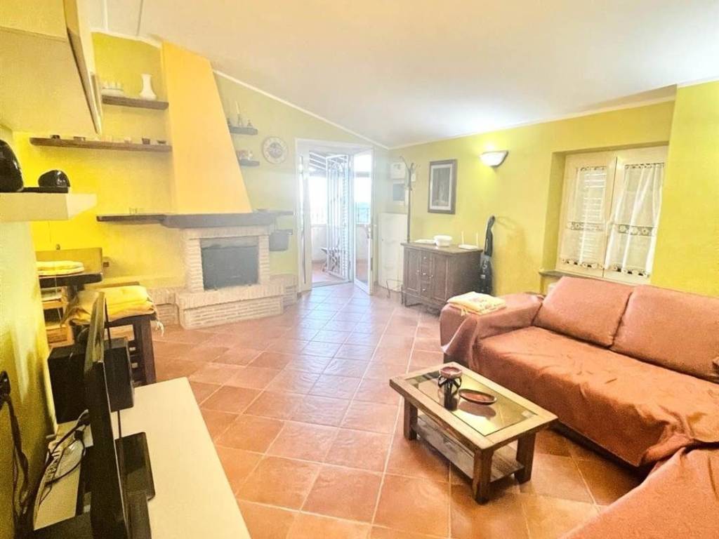 casa indipendente in vendita a Massarosa in zona Corsanico