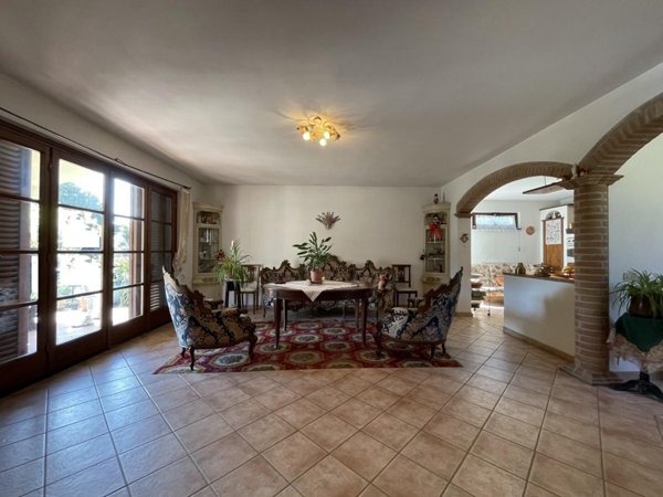 casa indipendente in vendita a Massarosa in zona Bozzano