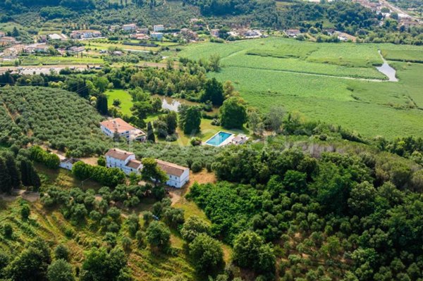 casa indipendente in vendita a Massarosa in zona Massaciuccoli