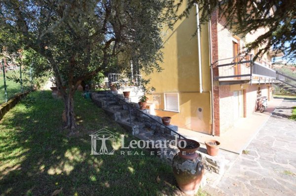 casa indipendente in vendita a Massarosa in zona Pieve a Elici