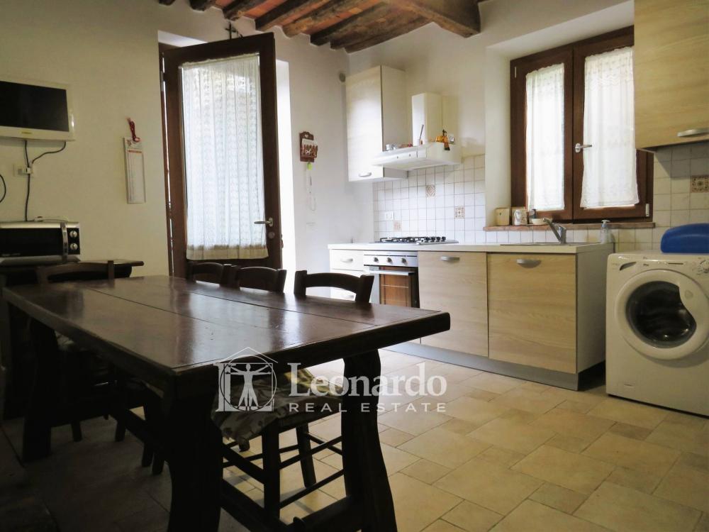 casa indipendente in vendita a Massarosa in zona Corsanico
