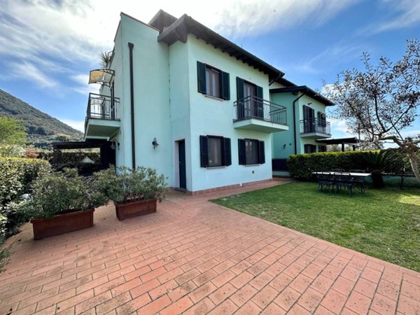 casa indipendente in vendita a Massarosa in zona Massaciuccoli