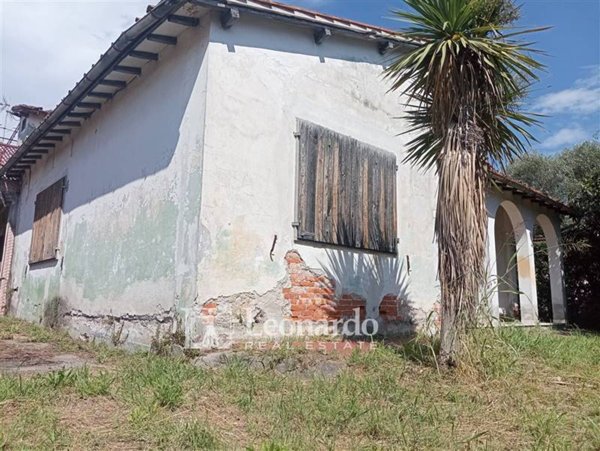 casa indipendente in vendita a Massarosa