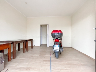 negozio in vendita a Massarosa in zona Piano di Mommio