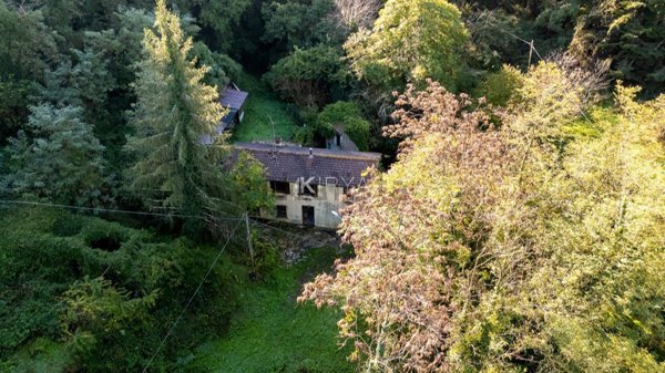 casa indipendente in vendita a Massarosa in zona Gualdo