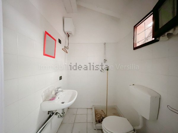 casa indipendente in vendita a Massarosa in zona Piano di Mommio