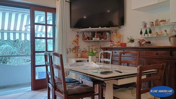 casa indipendente in vendita a Massarosa in zona Piano del Quercione