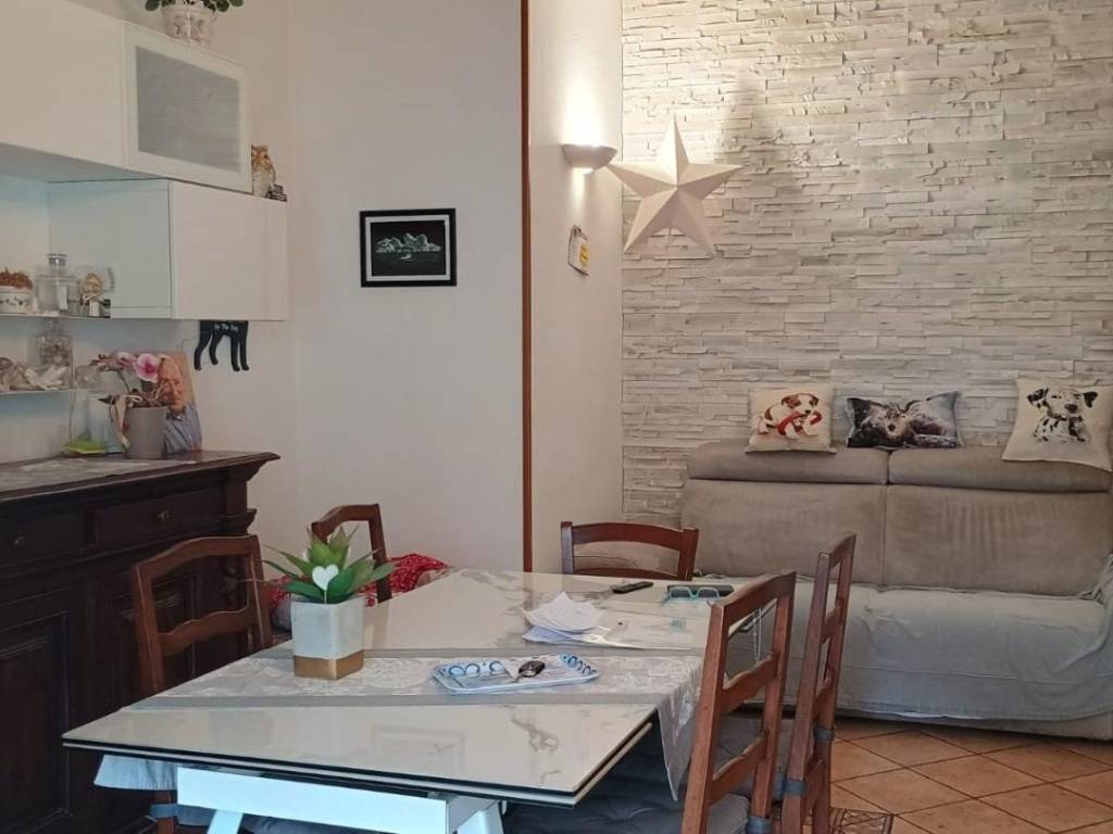 casa indipendente in vendita a Massarosa in zona Piano del Quercione