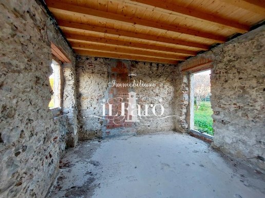 casa indipendente in vendita a Massarosa