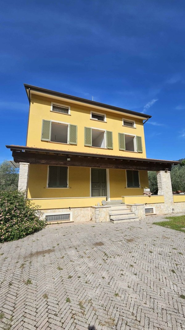 casa indipendente in vendita a Massarosa in zona Stiava