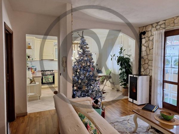 casa indipendente in vendita a Massarosa in zona Piano di Conca