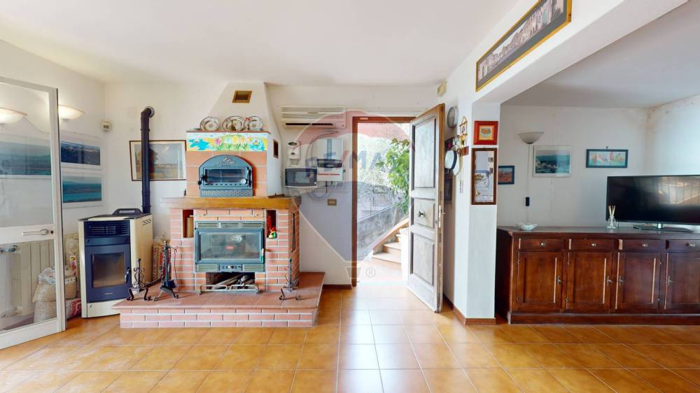 casa indipendente in vendita a Massarosa in zona Massaciuccoli