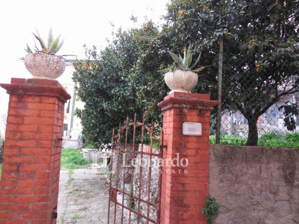 casa indipendente in vendita a Massarosa in zona Corsanico