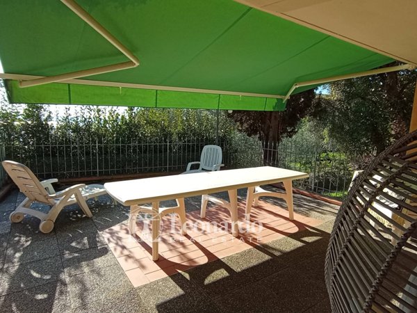 casa indipendente in vendita a Massarosa in zona Pieve a Elici