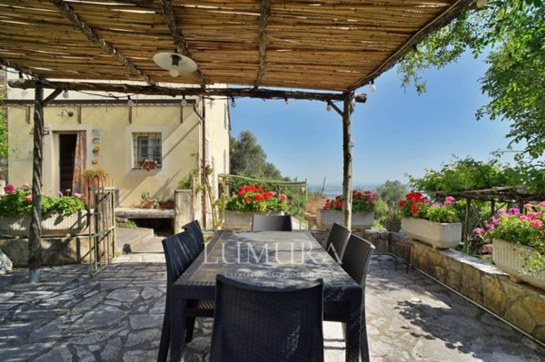 casa indipendente in vendita a Massarosa in zona Massaciuccoli