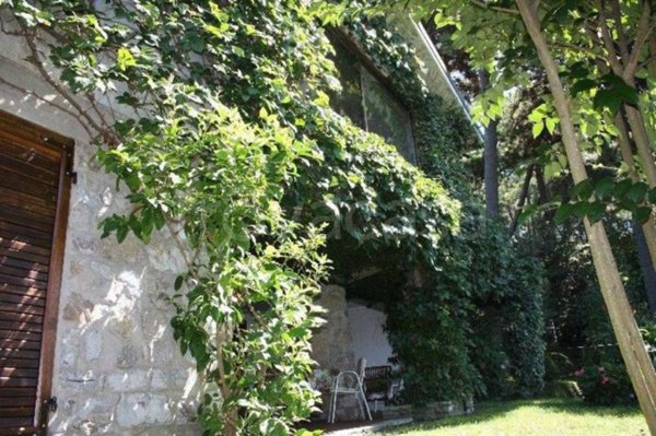 casa indipendente in vendita a Massarosa
