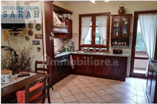 casa indipendente in vendita a Massarosa in zona Stiava