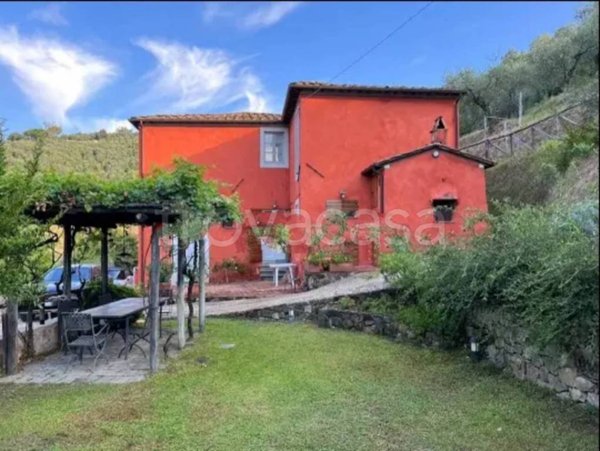 casa indipendente in vendita a Massarosa in zona Stiava