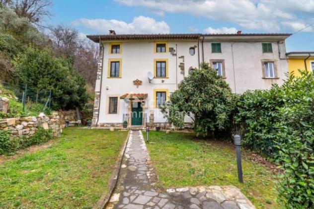 casa indipendente in vendita a Massarosa in zona Bozzano