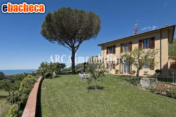 casa indipendente in vendita a Massarosa