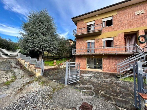 casa indipendente in vendita a Massarosa in zona Pieve a Elici