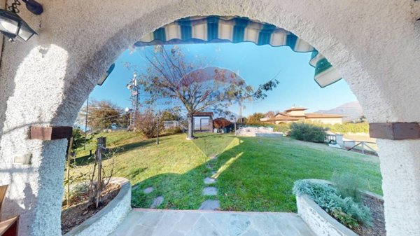 casa indipendente in vendita a Massarosa