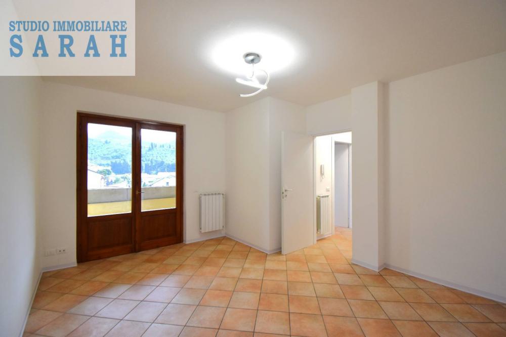 casa indipendente in vendita a Massarosa in zona Bozzano