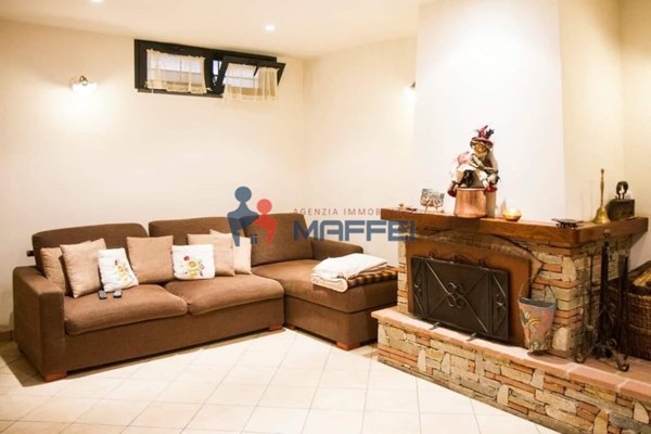 casa indipendente in vendita a Massarosa in zona Quiesa
