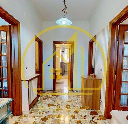 casa indipendente in vendita a Massarosa