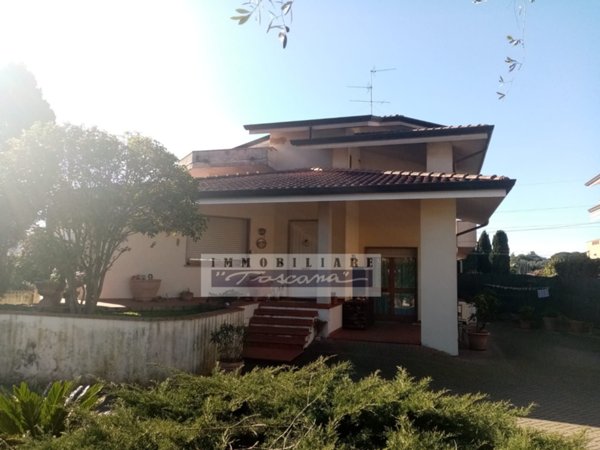 casa indipendente in vendita a Massarosa