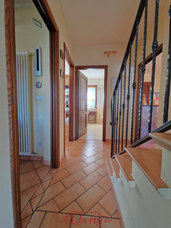 casa indipendente in vendita a Massarosa in zona Quiesa