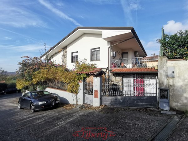 casa indipendente in vendita a Massarosa