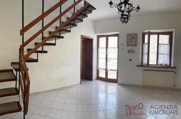 casa indipendente in vendita a Massarosa in zona Bargecchia