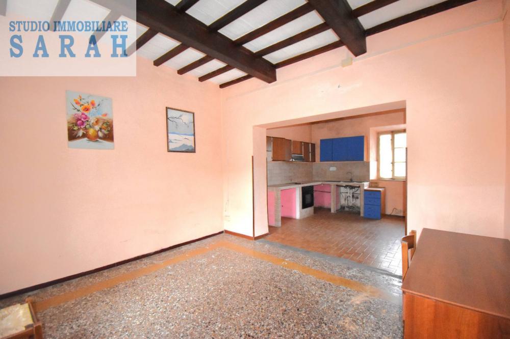 casa indipendente in vendita a Massarosa in zona Quiesa