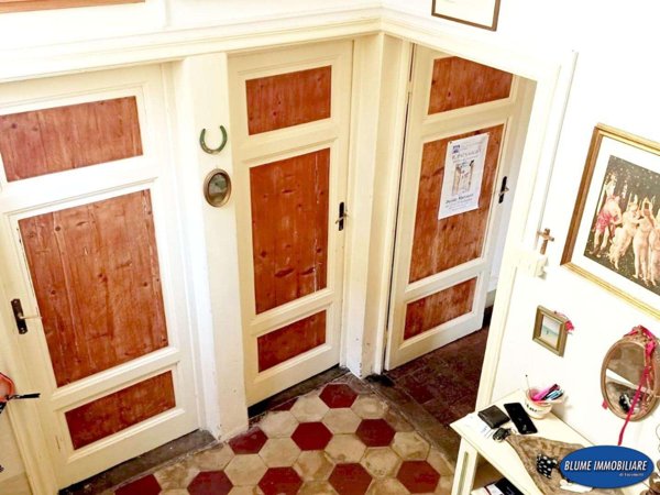 intera palazzina in vendita a Massarosa in zona Stiava