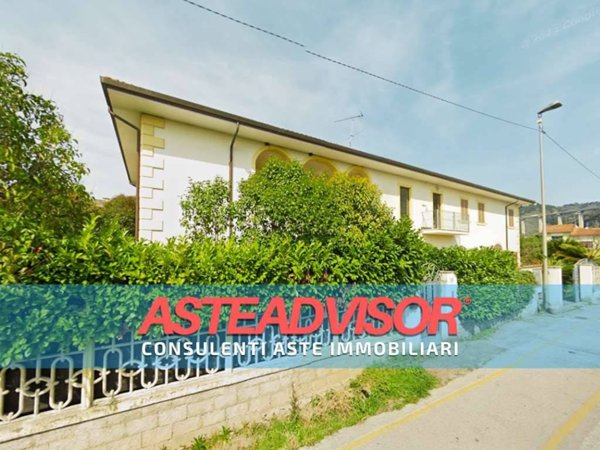 appartamento in vendita a Massarosa in zona Bozzano