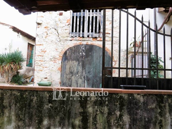 casa indipendente in vendita a Massarosa