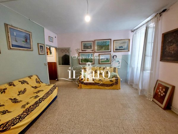 casa indipendente in vendita a Massarosa in zona Bozzano