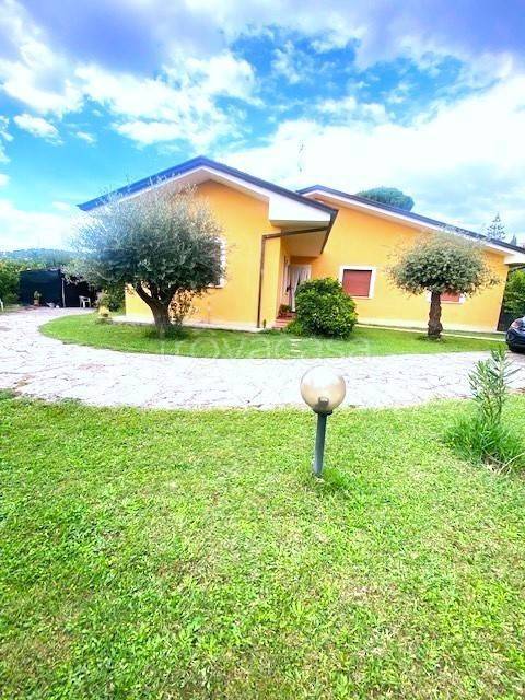 casa indipendente in vendita a Massarosa