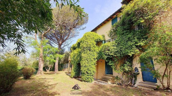casa indipendente in vendita a Massarosa in zona Massaciuccoli